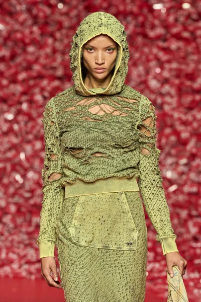 Look 36